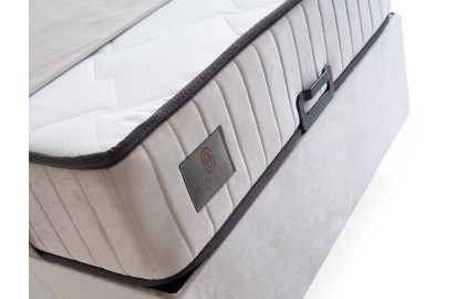 🛏 Larissa Cream: Elegant Comfort for Single Rooms ✨